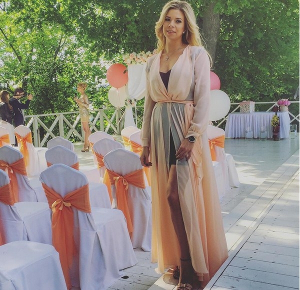 В сети появились первые фото и видео со свадьбы Эллы Сухановой и Игоря Трегубенко
